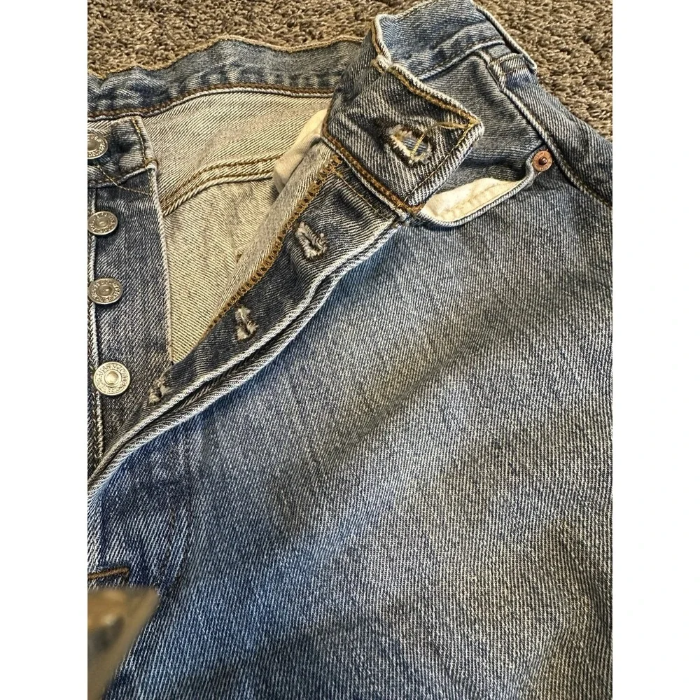 Levis 501 Button Fly Jeans 35x32 Blue Faded Worn Nice